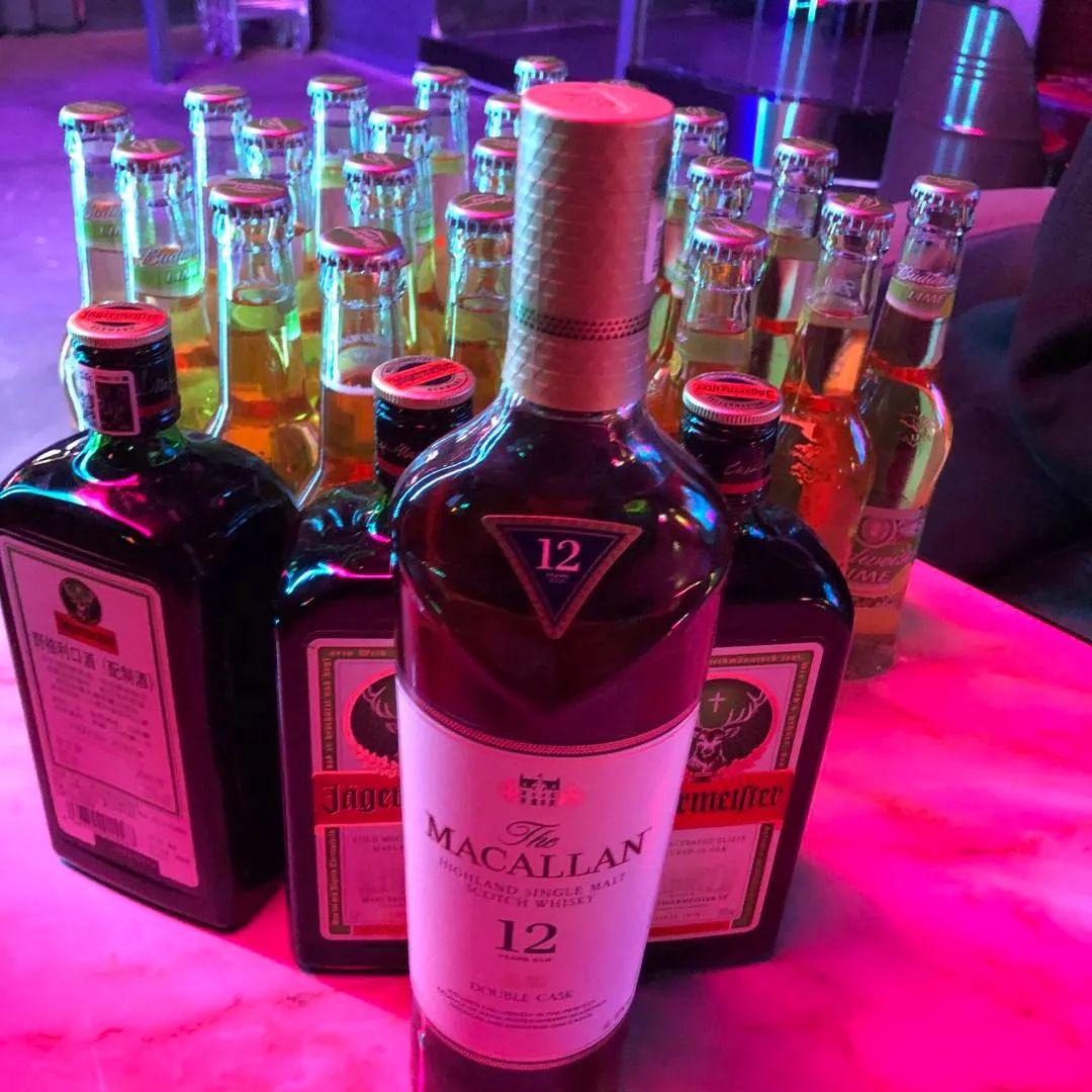 世界嘻哈酒吧排名前十全球嘻哈排行榜前十名歌曲